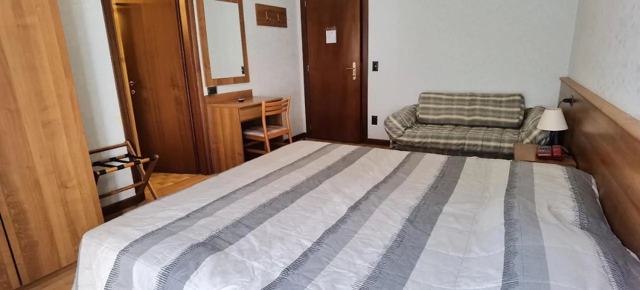 Hotel Nike Brenzone sul Garda 2*,
