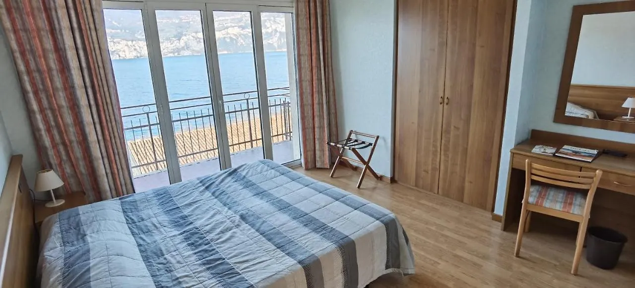 ברנצונה סול גארדה Hotel Nike